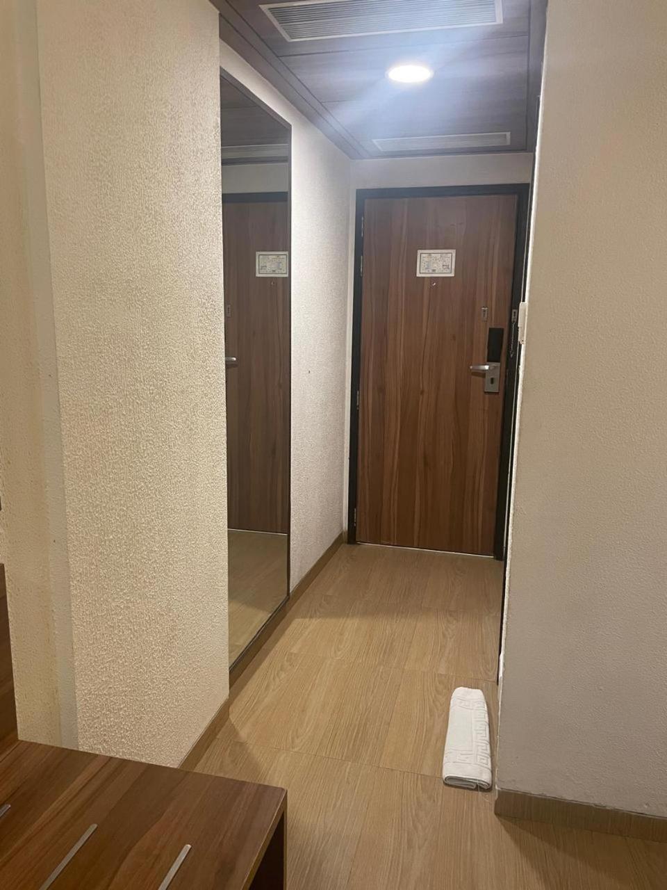 Incredible One Hotel Secundurabad Екстериор снимка