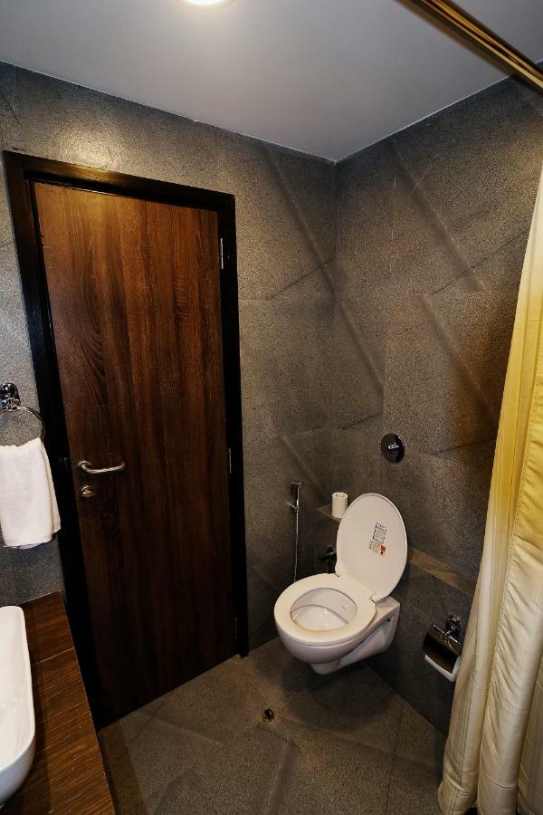 Incredible One Hotel Secundurabad Екстериор снимка